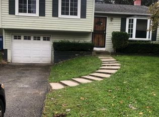 4729 Vallejo Dr, Toledo, OH 43615
