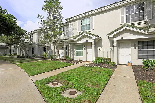 8205 Pacific Beach Dr Photo 1
