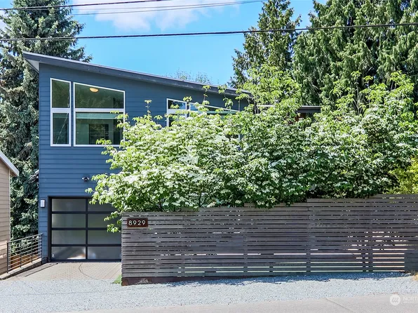 8929 Meridian Avenue N, Seattle, WA 98103
