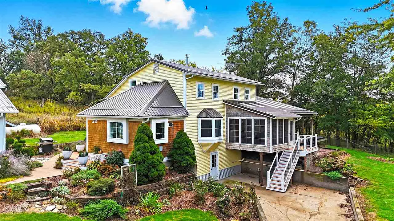 2986 333rd St photo 1
