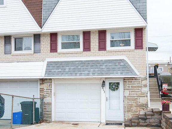 3rd image of 2813 Shelley Rd