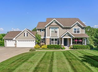 8375 Grapevine Cir, Mattawan, MI 49071