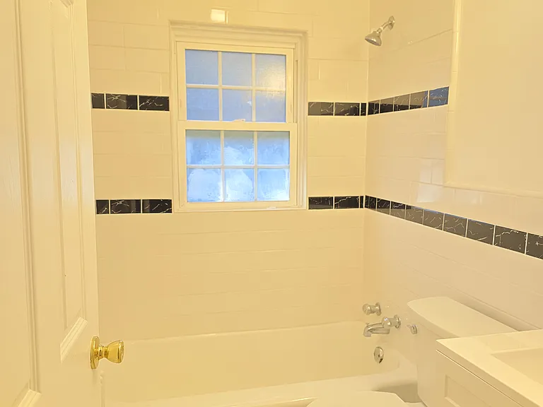 8305 Garland Ave #6 — Photo 9