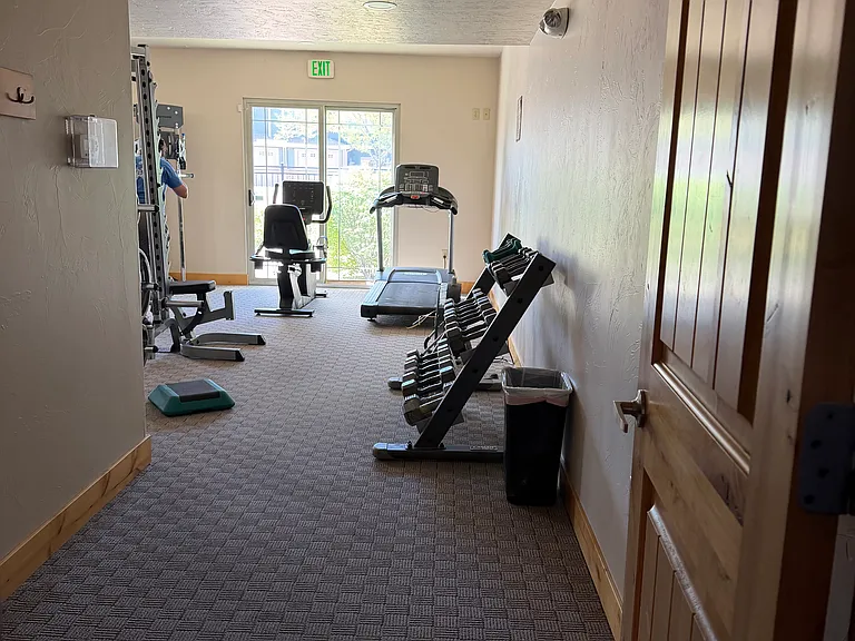 4155 Crittenton Ln #6 — Photo 27