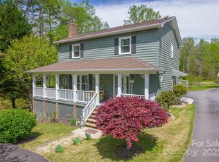 1009 Catawba Valley Blvd SE, Hickory, NC 28602
