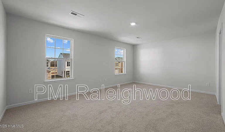 286 Palm Dr — Photo 14