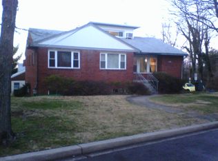 3922 44th St NW, Washington, DC