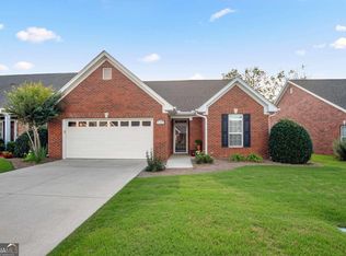 122 Regency Row SW, Calhoun, GA 30701
