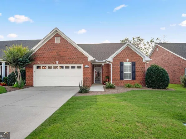 122 Regency Row SW, Calhoun, GA 30701
