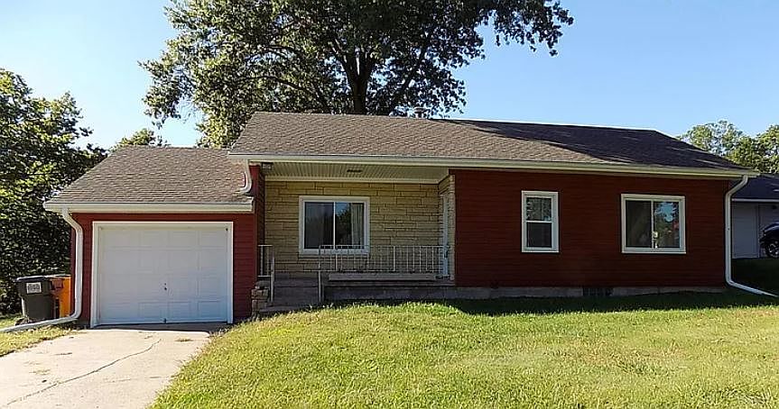 1st image of 167 Bemis Dr