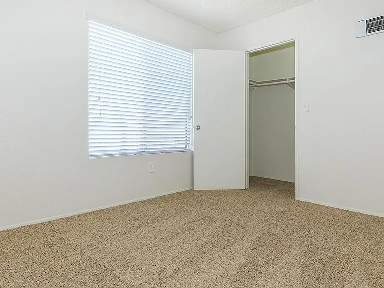 East Orange Village Apartments — Photo 59