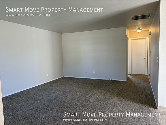 4th image of 981 E Blue Heron St