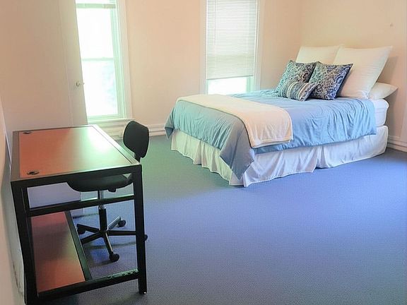 4th image of 510 E Seneca St APT 3