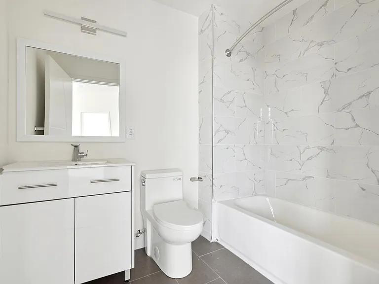 1221 E Fletcher St #310A — Photo 39