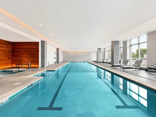 75 Park Lane South image 29 of 38