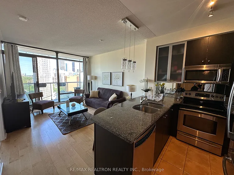 18 Yorkville Ave #1601 — Photo 5