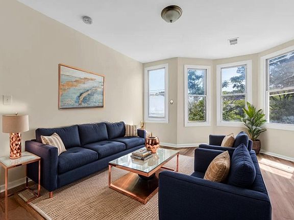 2nd image of 168 N 5th St #2