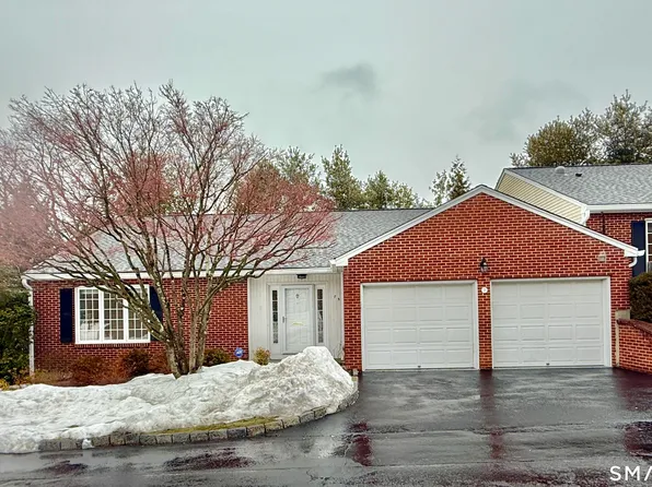 73 Bank Street, New Canaan, CT 06840