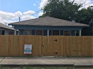 2003 Brackenridge St, Houston, TX 77026