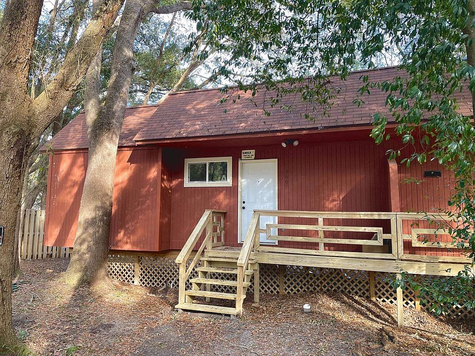 1st image of 3607-3609 Shoreline Dr #5