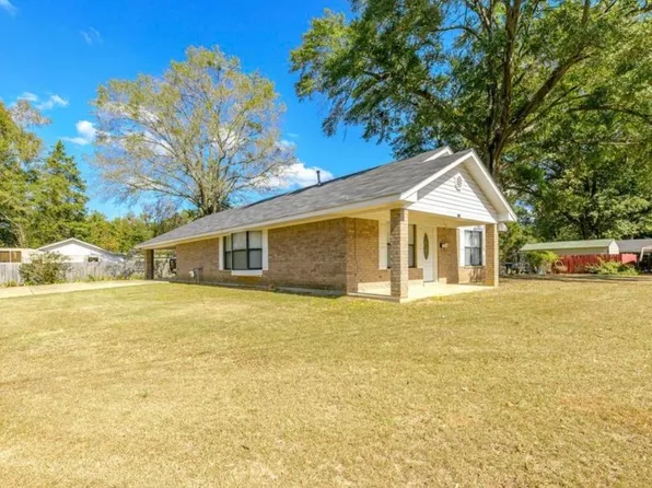 700 Reynolds St, Springhill, LA 71075