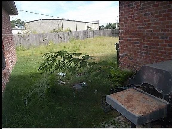 2nd image of 227 Harvest Pointe Cir
