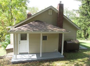 94 McCarrell Rd, Hickory, PA 15340