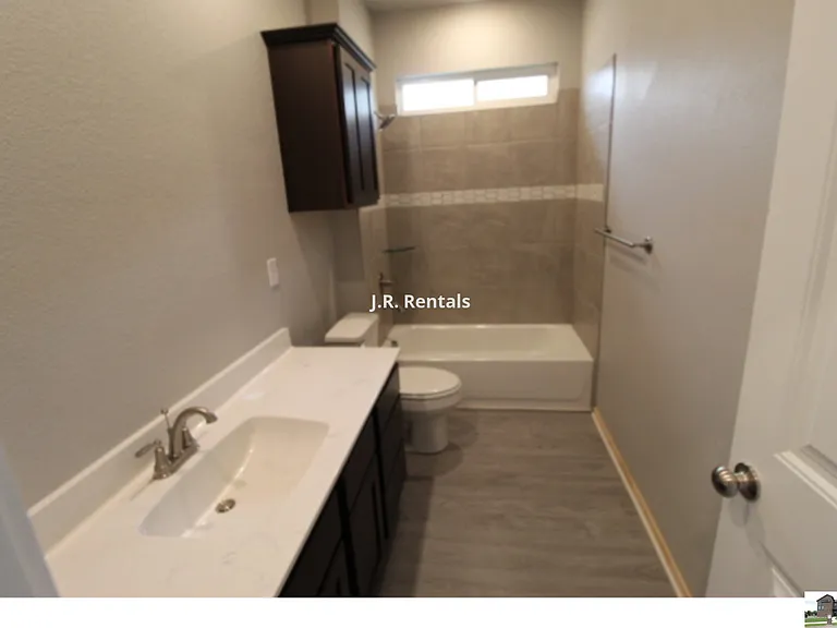 227 Green Valley Dr — Photo 20