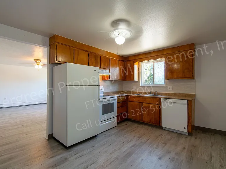 2 Bed 1 Bath near Warren Lake — Photo 8