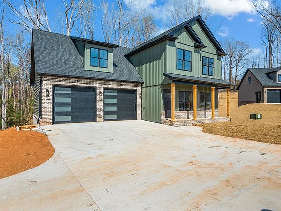 3rd image of 2223 Cottontown Rd