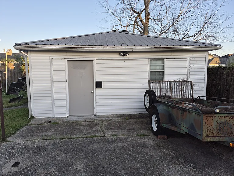 3840 Cypress St — Photo 13