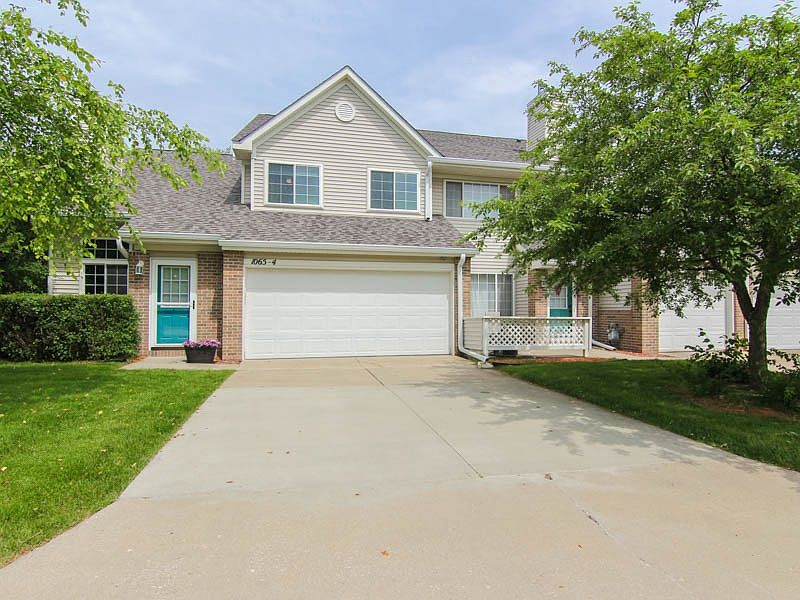 Front View of Home