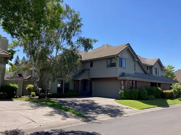 7647 Bridgeview Dr, Sacramento, CA 95831