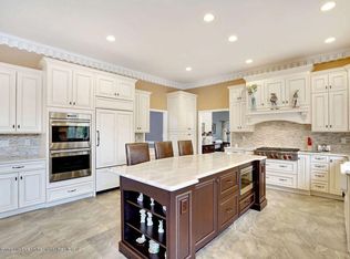 3 Cobblestone Ct, Holmdel, NJ 07733