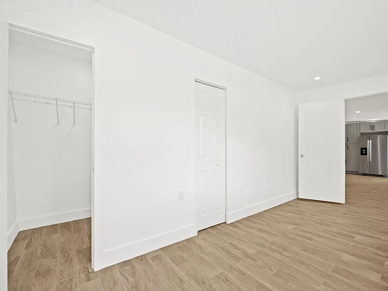 10990 NW 18th Ave — Photo 13