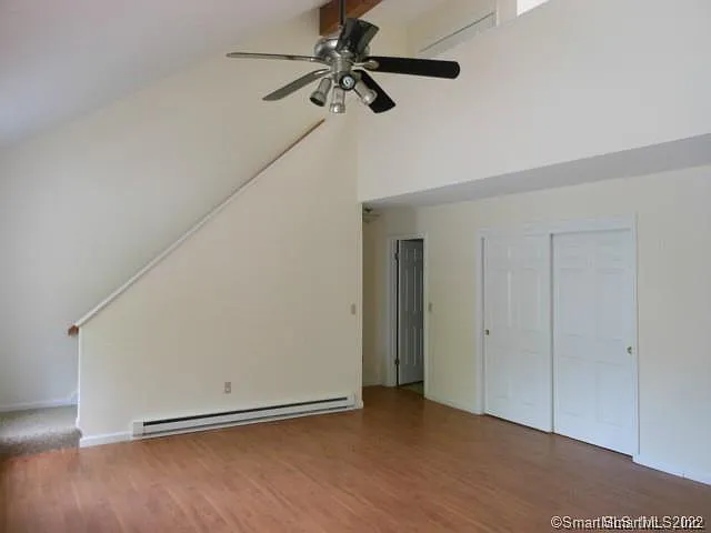 2 bed, 1.5 bath, 1651 sqft, $2,400 — Photo 3