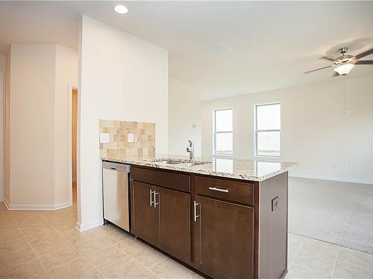 4505 Almanor Cir — Photo 19
