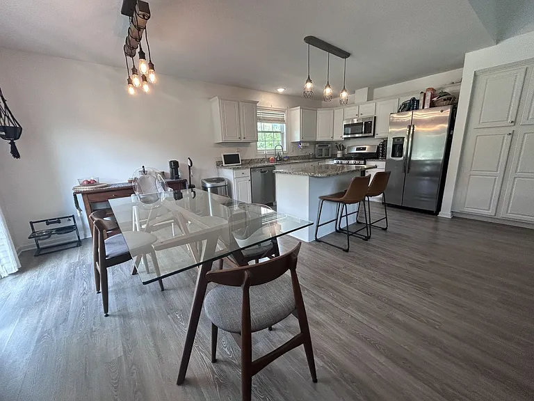 308 Prince William Dr — Photo 7