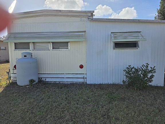 3rd image of 506 W Noble Ave Lot 4