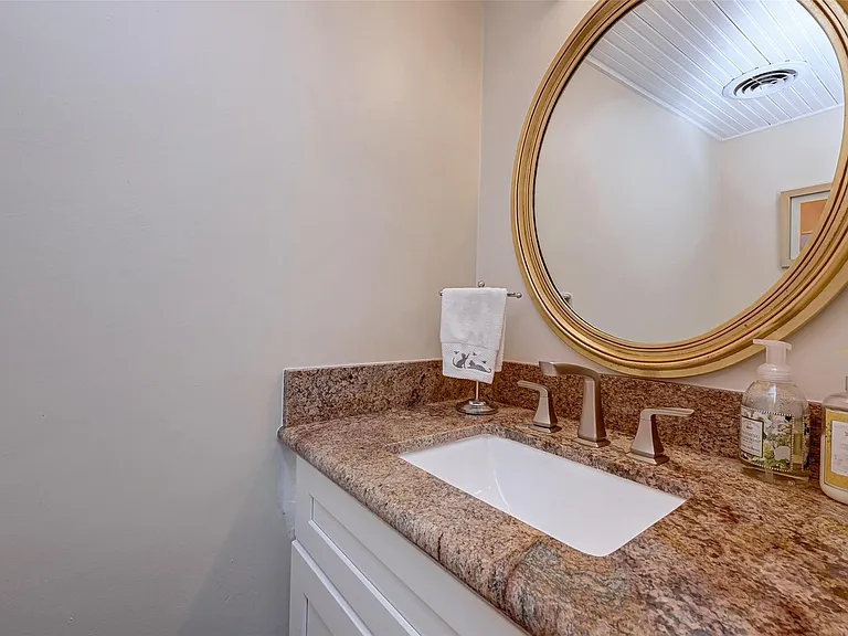 6329 Del Monte Dr #100 — Photo 26
