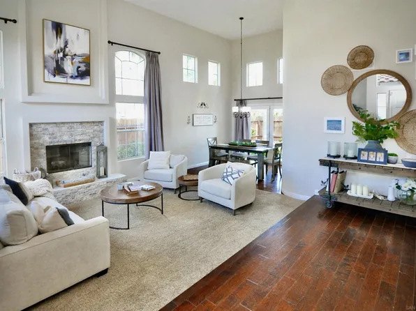 5005 Caspian Dr, Oceanside, CA 92057