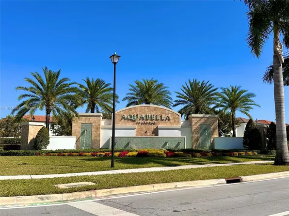 10832 W 33rd Way #10832, Hialeah, FL 33018