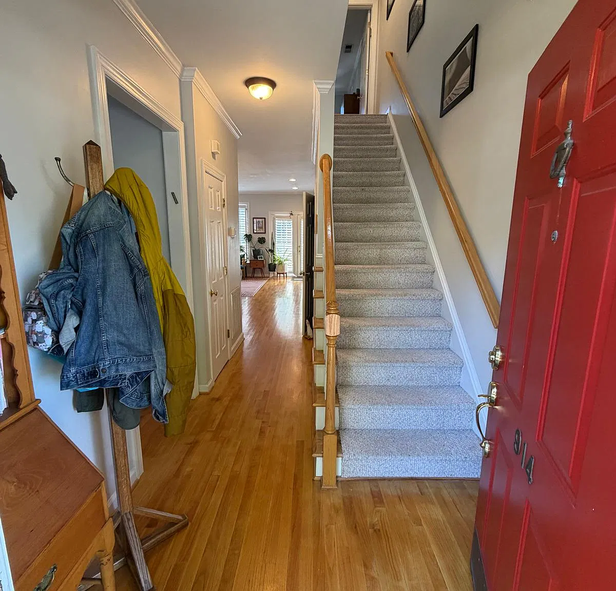2 bed, 2.5 bath, 1296 sqft, $2,050 — Photo 2