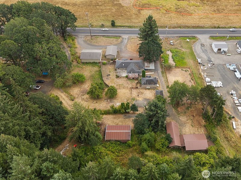 2nd image of 2821 Jackson Hwy