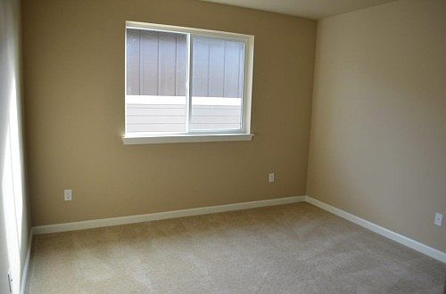 4th image of 3837 20th Ave NE