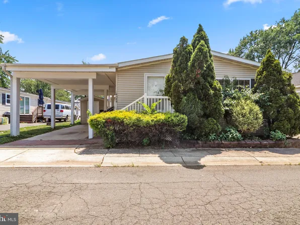 14548 Iberia Cir, Chantilly, VA 20151