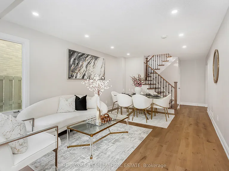 61 Mistywood Dr #UPPER — Photo 16