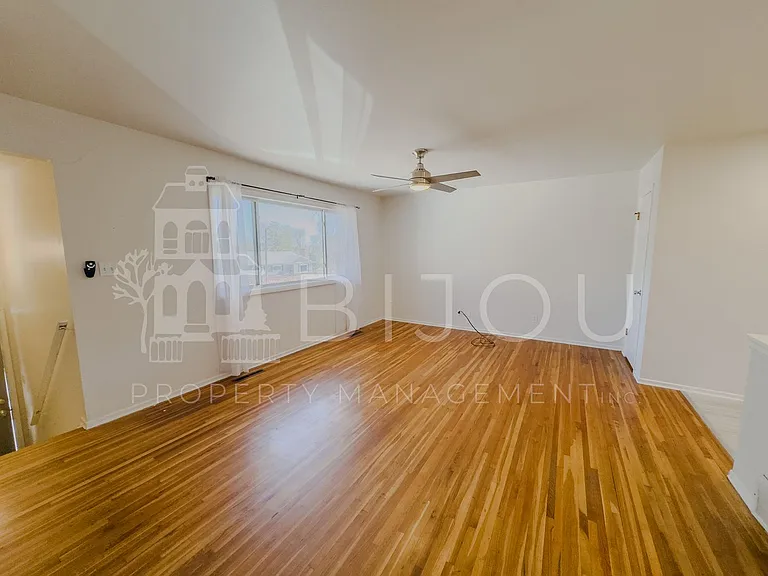 2222 Cooper Ave — Photo 3