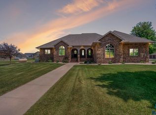 610 S Allen Ave, Colman, SD 57017
