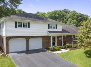 2310 Eagle Dr, Elizabethton, TN 37643
